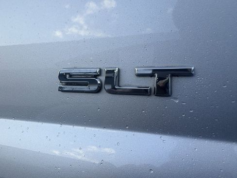 Used 2018 GMC Yukon SLT w/ Open Road Package image 6