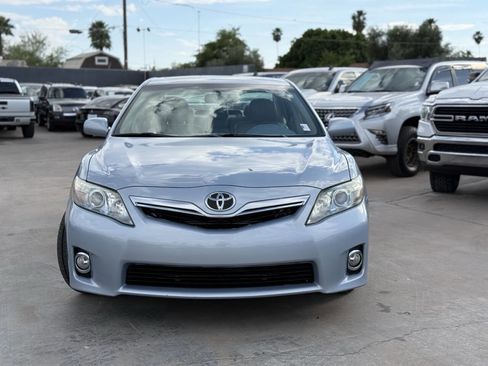 Used 2011 Toyota Camry Hybrid image 3