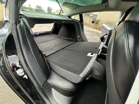 Used 2021 Tesla Model 3 Standard Range Plus image 34