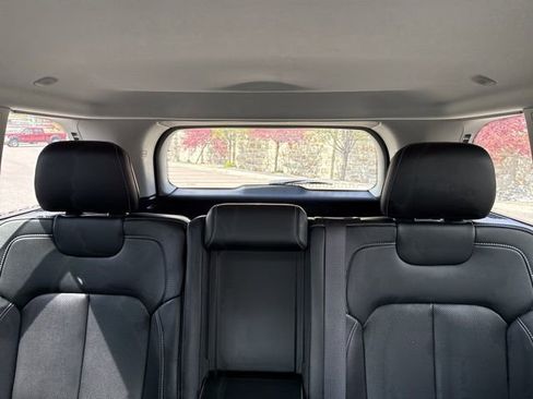 Used 2023 Jeep Grand Cherokee Limited w/ Luxury Tech Group II image 31