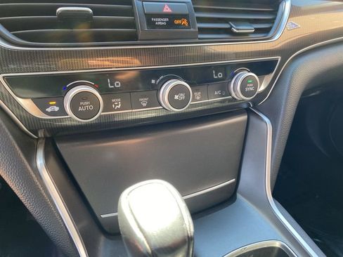 Used 2022 Honda Accord Sport image 32