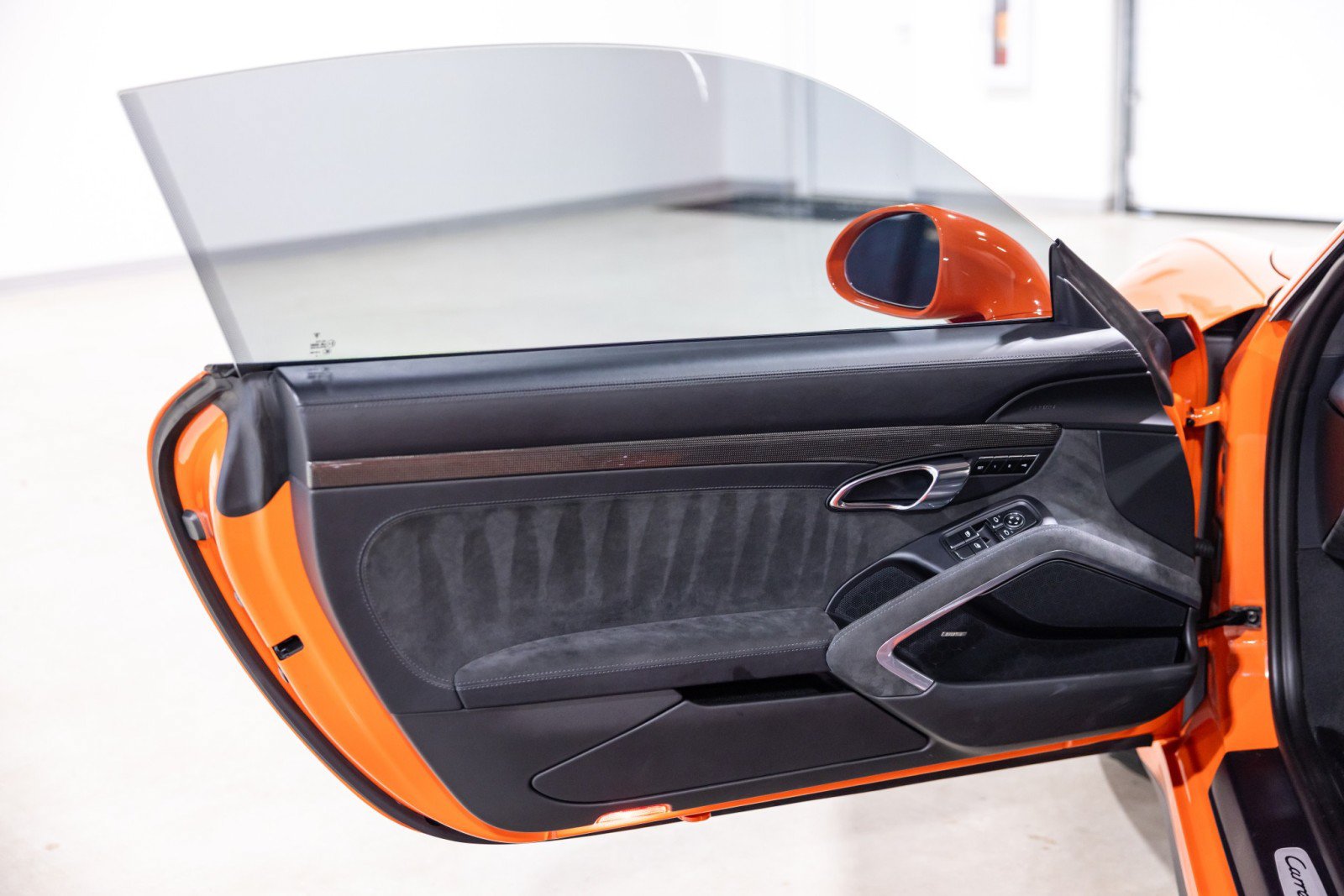 Used 2016 Porsche 911 GT3 RS image 26