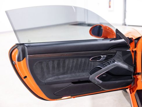 Used 2016 Porsche 911 GT3 RS image 26
