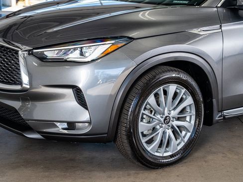 Used 2023 INFINITI QX50 Luxe image 12