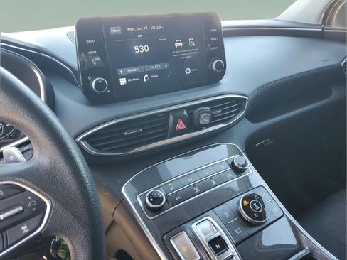 Used 2021 Hyundai Santa Fe SE image 25