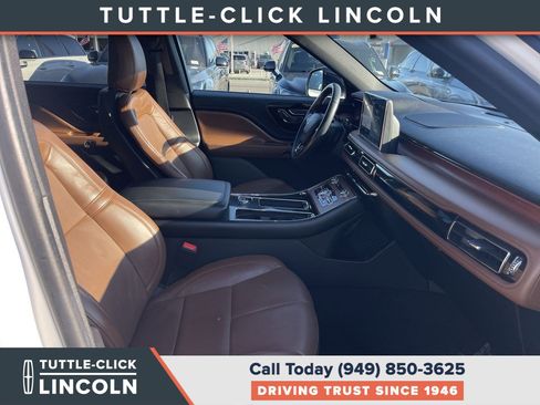 Certified 2022 Lincoln Aviator Reserve w/ Equipment Group 201A image 16