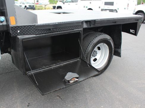 Used 2024 Ford F350 XL AWD/4WD image 17