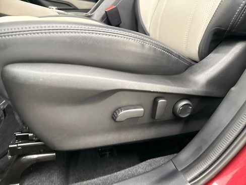 Certified 2024 Subaru Forester Limited image 13