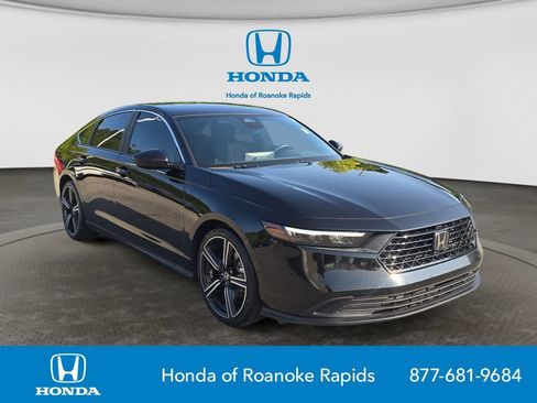 Used 2023 Honda Accord Sport image 7