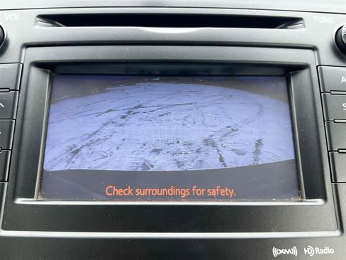 Used 2014 Toyota Prius V Three image 29