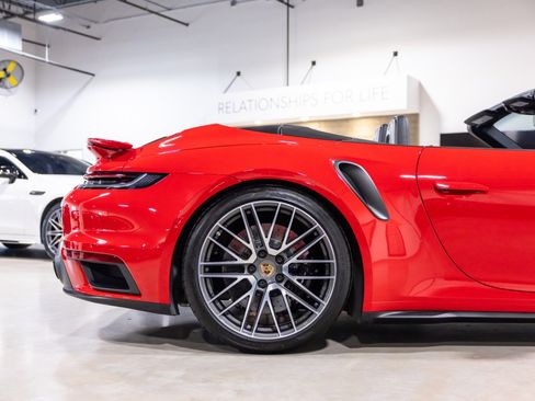 Used 2024 Porsche 911 Cabriolet AWD/4WD image 26
