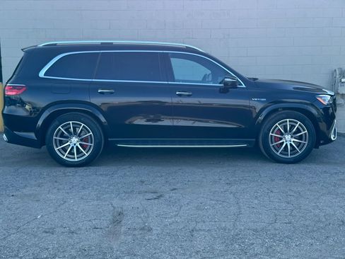 Used 2024 Mercedes-Benz GLS 63 AMG 4MATIC image 10