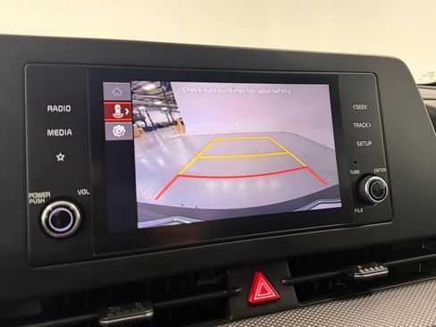 Used 2023 Kia Sportage LX image 20