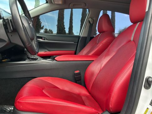 Used 2021 Toyota Camry XSE w/ Navigation Package FWD image 18