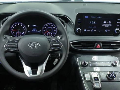 Used 2023 Hyundai Santa Fe SE image 12