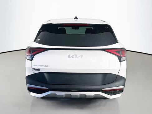 Used 2023 Kia Sportage LX FWD image 6