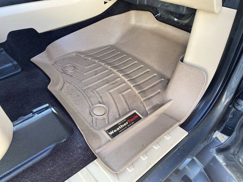 Used 2016 Ford F150 Lariat w/ Equipment Group 502A Luxury image 13