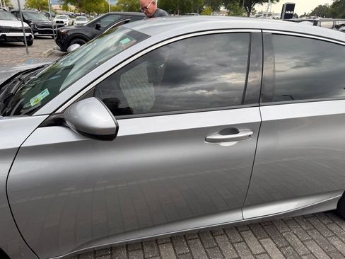 Used 2020 Honda Accord LX image 5