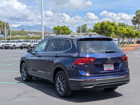 Used 2023 Volkswagen Tiguan SE image 8