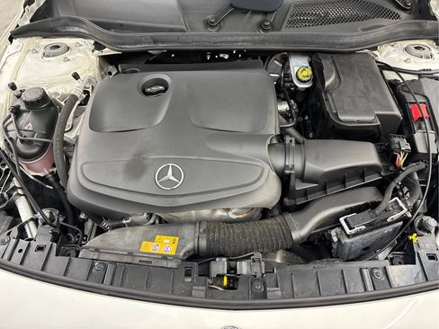 Used 2019 Mercedes-Benz GLA 250 4MATIC image 28