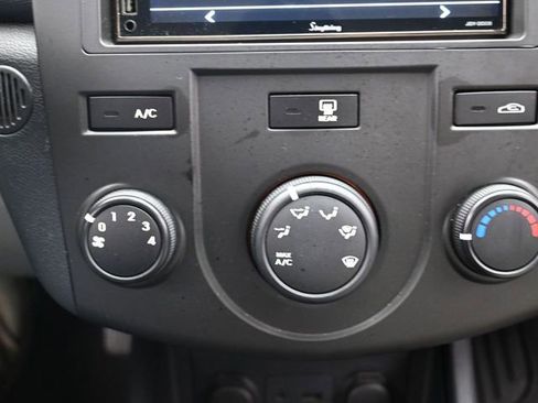 Used 2010 Kia Forte EX image 20
