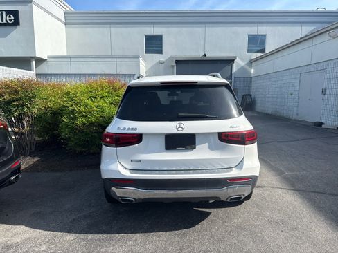 Used 2020 Mercedes-Benz GLB 250 4MATIC image 4