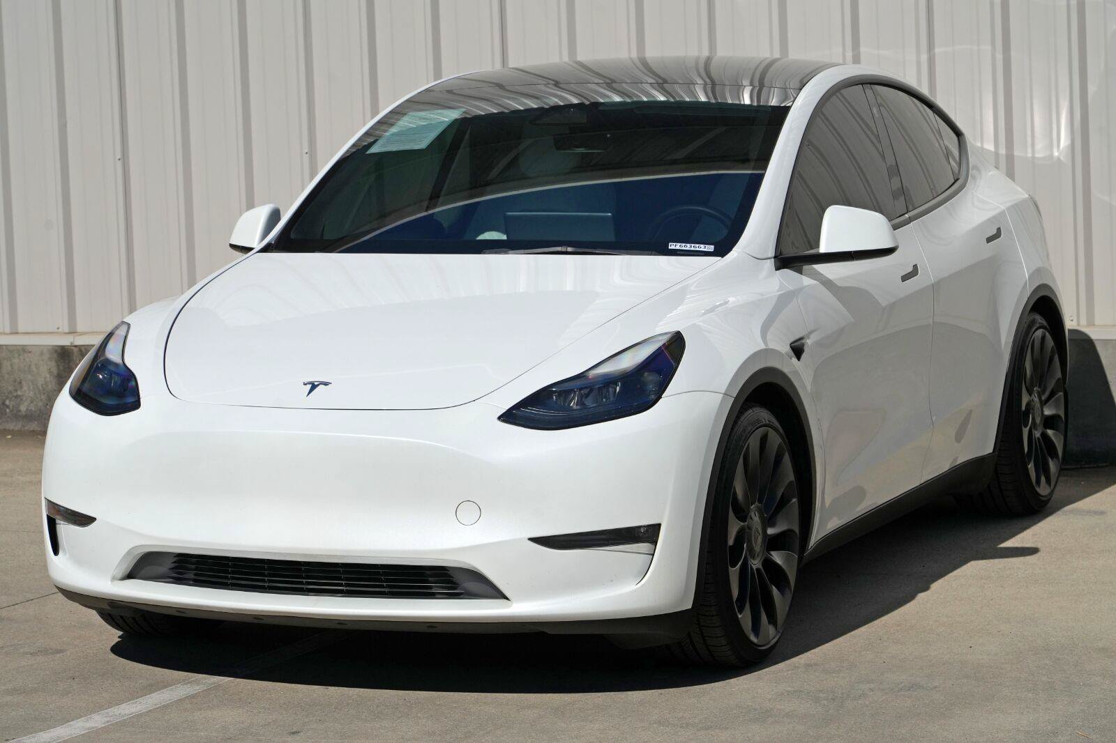 Used 2023 Tesla Model Y Performance AWD/4WD image 48
