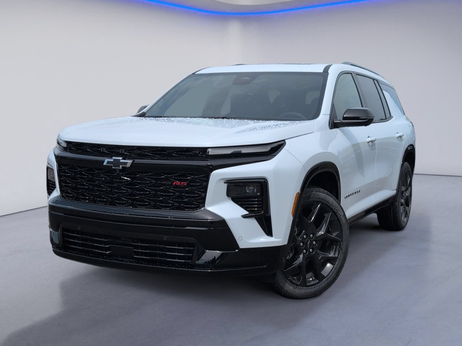New 2026 Chevrolet Traverse RS w/ LPO, Floor Liner Package FWD image 2