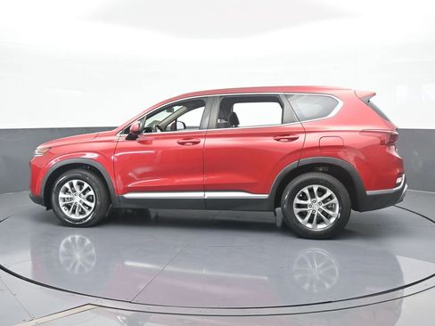 Used 2019 Hyundai Santa Fe SE image 3