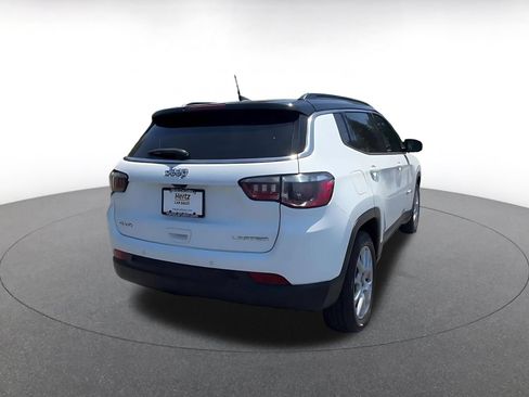 Used 2025 Jeep Compass Limited AWD/4WD image 12