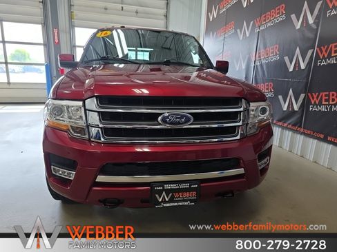 Used 2016 Ford Expedition Limited w/ Equipment Group 301A AWD/4WD image 2
