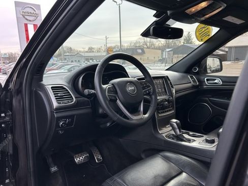 Used 2018 Jeep Grand Cherokee High Altitude image 32