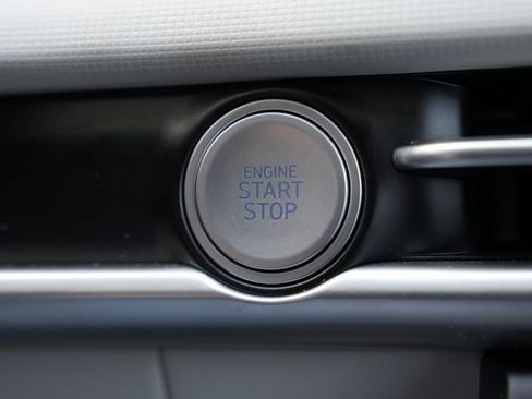 Certified 2025 Hyundai Tucson SE FWD image 28