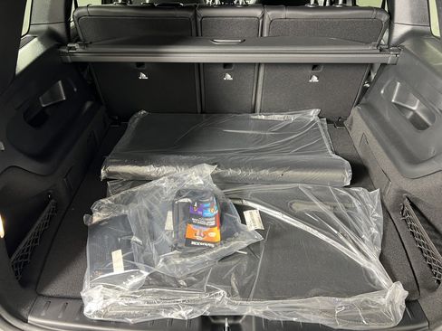 New 2026 Mercedes-Benz GLB 250 4MATIC image 24