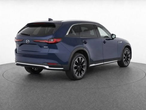 Certified 2024 MAZDA CX-90 Plug-In Hybrid w/ Premium Plus AWD/4WD image 4