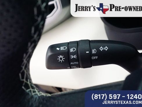 Used 2022 Toyota Tundra Capstone AWD/4WD image 17