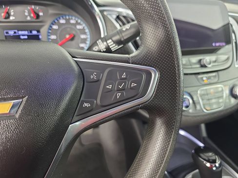 Used 2020 Chevrolet Malibu LT FWD image 21