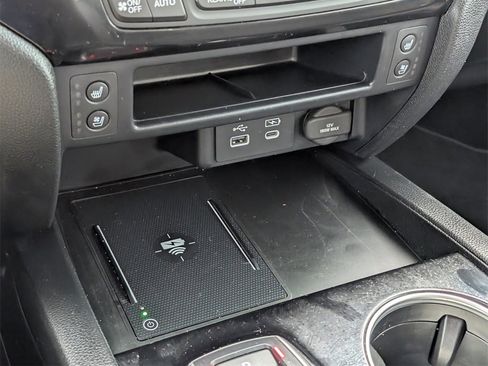 Certified 2024 Honda Ridgeline Black Edition image 21