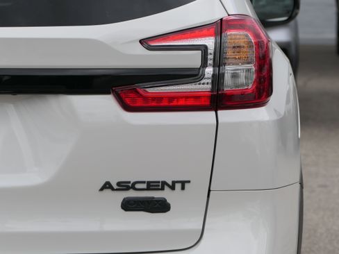 Certified 2025 Subaru Ascent Bronze Edition AWD/4WD image 5
