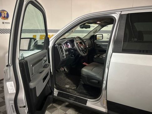 Used 2018 RAM 1500 Outdoorsman AWD/4WD image 11