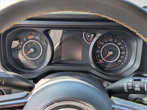 Used 2024 Jeep Wrangler Sport S image 21
