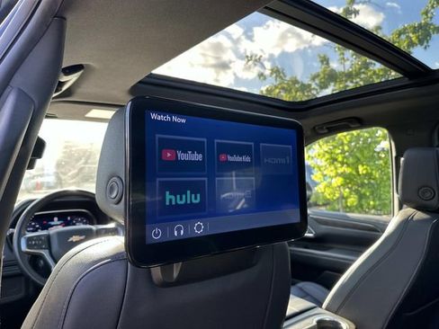 Used 2023 Chevrolet Tahoe LT w/ Luxury Package image 20