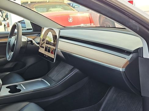 Used 2023 Tesla Model 3 Standard Range RWD image 19