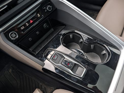 Certified 2025 Audi Q5 Premium w/ Premium Plus AWD/4WD image 25