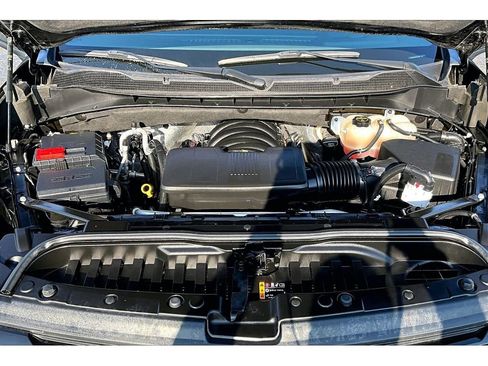 Used 2024 Chevrolet Silverado 1500 LT Trail Boss AWD/4WD image 11