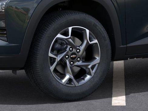 New 2026 Chevrolet Trax LT w/ Driver Confidence Package FWD image 9