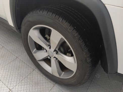 Used 2014 Jeep Grand Cherokee Limited RWD image 31