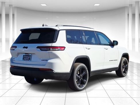 New 2025 Jeep Grand Cherokee L Limited w/ Luxury Tech Group II AWD/4WD image 3