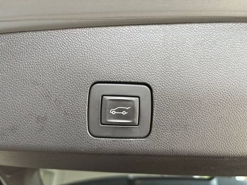 Used 2023 Buick Encore GX Select w/ Experience Buick Package FWD image 15