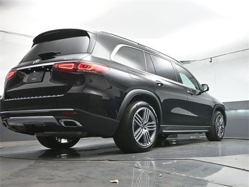 Used 2022 Mercedes-Benz GLS 450 4MATIC image 39
